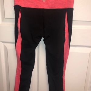 Athlete workout capris